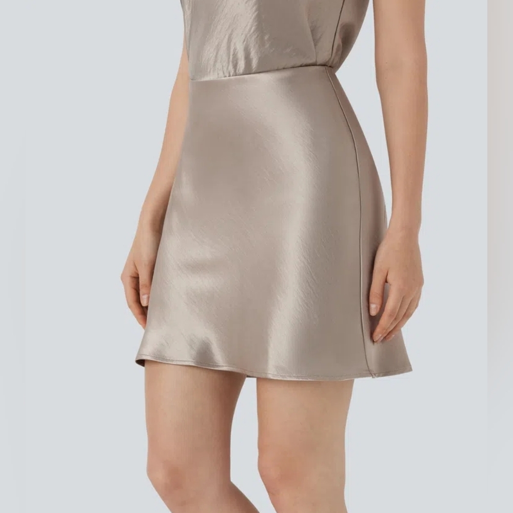 NWT Halara High Waisted Satin Mini Work Mermaid Skirt